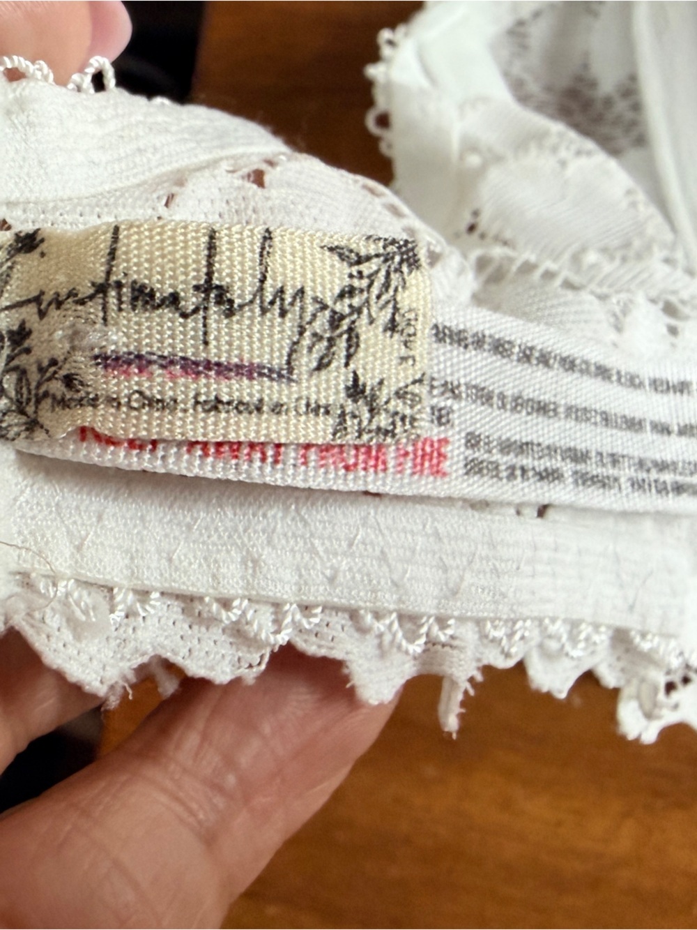 Intimately White Lace underwire bra by free People 34 DD - Picture 6 of 7